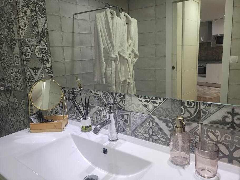 Appartamento Apartamento Lirio De Agua Granada Centro Esterno foto